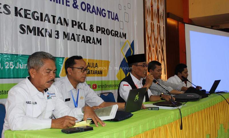 Sinergi Komite dan Orang Tua Murid Sukseskan Kegiatan PKL dan Program Sekolah