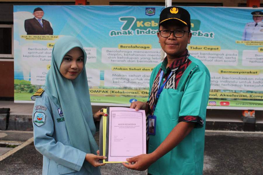 SMKN 3 Mataram Melepas 604 murid  Mengikuti Program PKL Tahun 2025