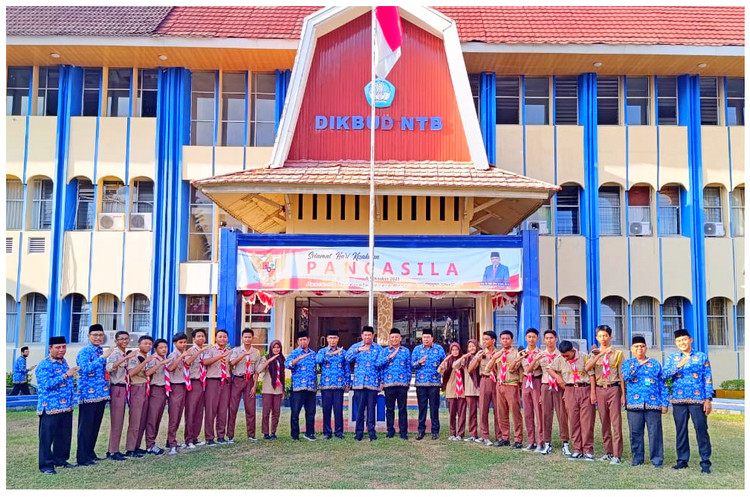 Merdeka Belajar dan Merdeka Berbudaya Praktik Baik Pengamalan Nilai Luhur Pancasila